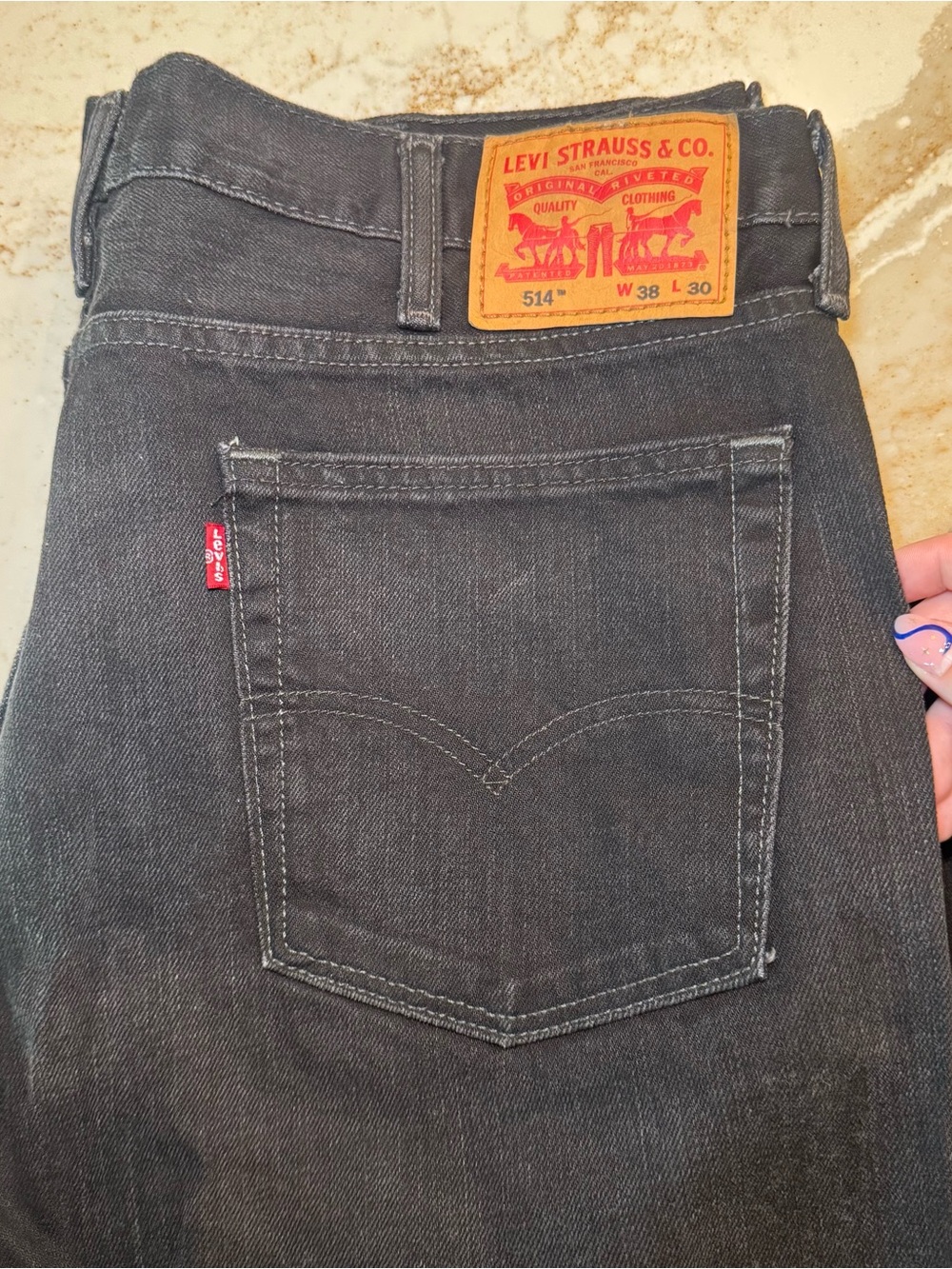 Levi's Men's Black Straight Jeans 38x30 - Picture 3 of 9